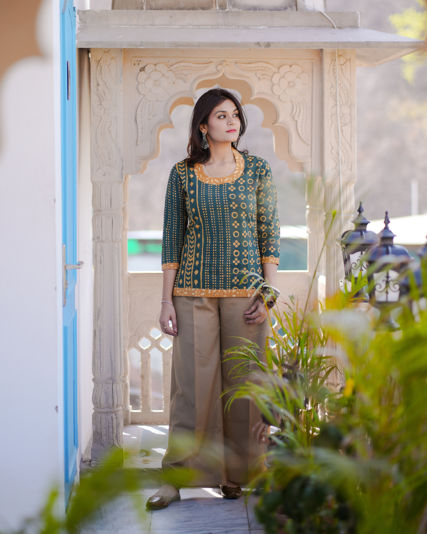 LOST IN THE FOLIAGE HAND BLOCK PRINTED TOP WITH SIDE SLITS