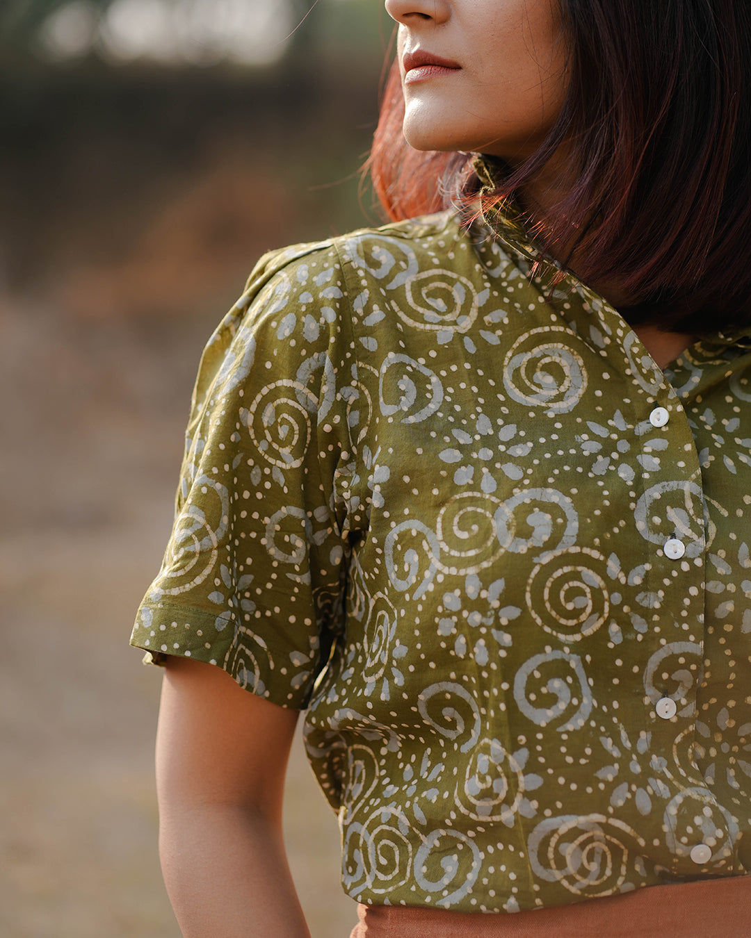 WOMEN HAND BLOCK PRINTED HALF SLEEVE RUFFLED COLLAR TOP