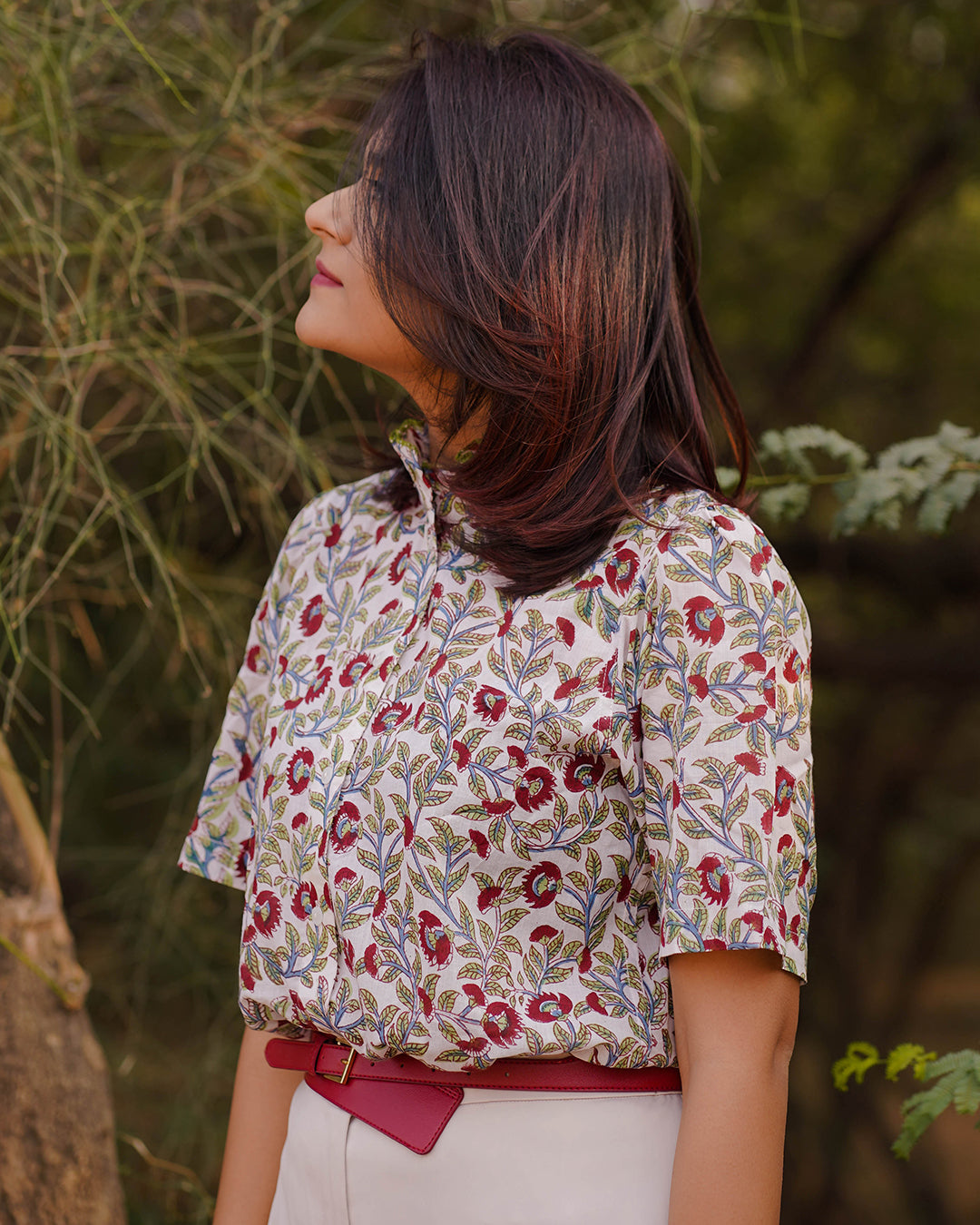 WOMEN HAND BLOCK PRINTED HALF SLEEVE RUFFLED COLLAR TOP