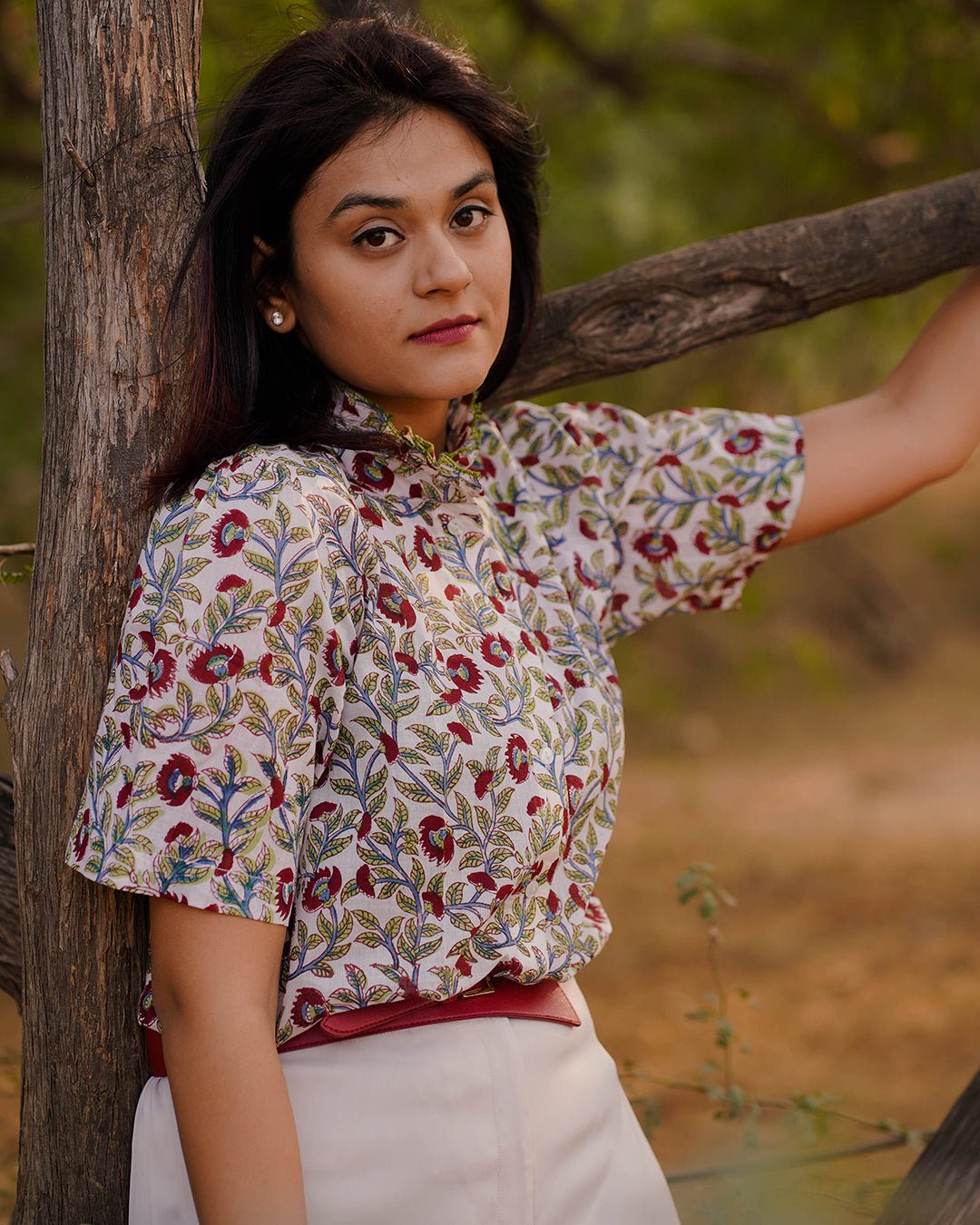 WOMEN HAND BLOCK PRINTED HALF SLEEVE RUFFLED COLLAR TOP