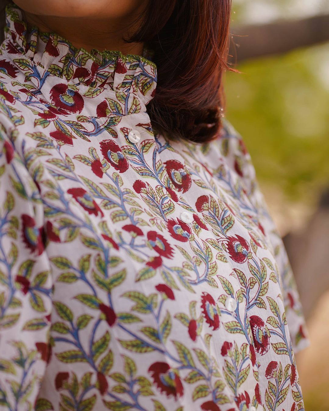 WOMEN HAND BLOCK PRINTED HALF SLEEVE RUFFLED COLLAR TOP