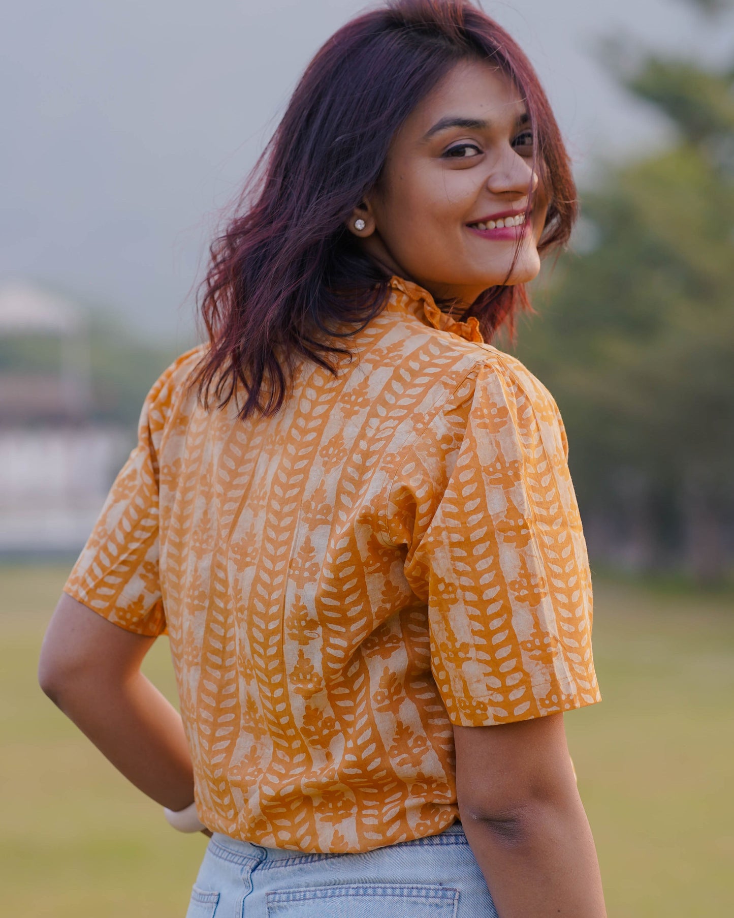 WOMEN HAND BLOCK PRINTED HALF SLEEVE RUFFLED COLLAR TOP